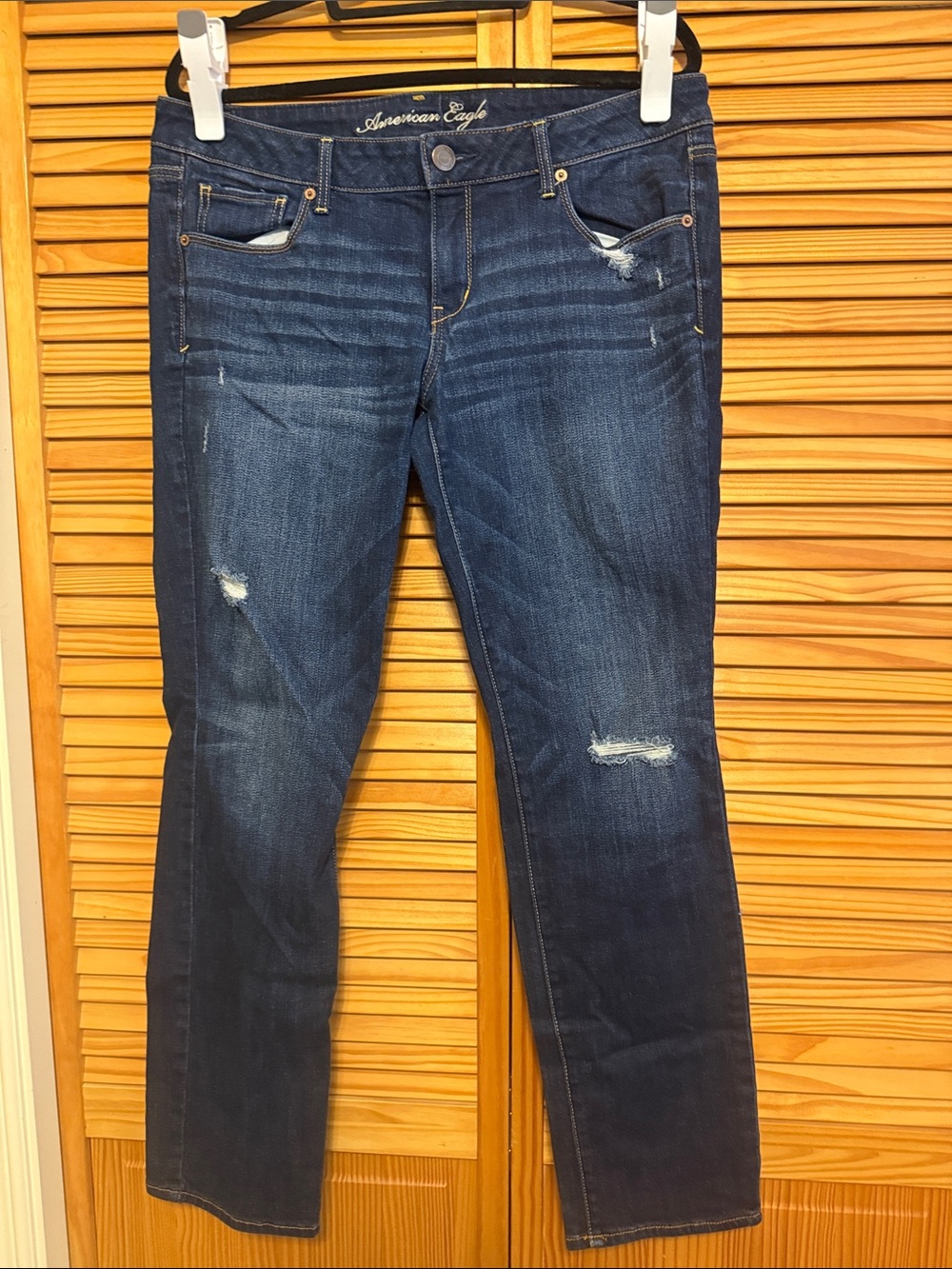 American Eagle Outfitters Women’s Skinny Jeans - Dark Blue Distressed
